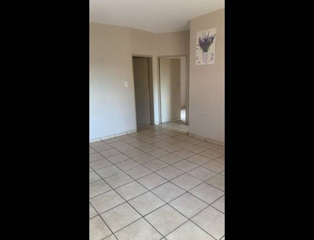 2 BEDROOM APARTMENT FOR SALE IN PRETORIA WEST